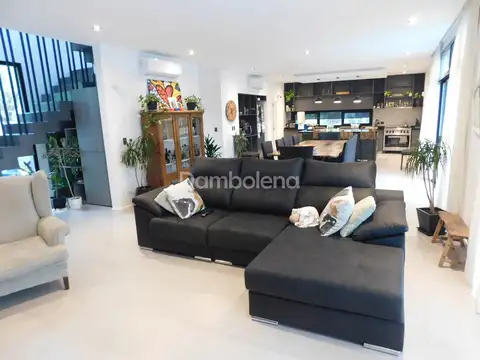 Casa en Venta en El Nacional Club de Campo, USD 430.000