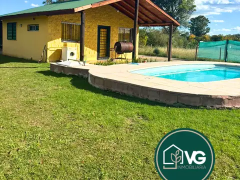Casa con piscina en Villa Gloria, Villa Giardino, Córdoba