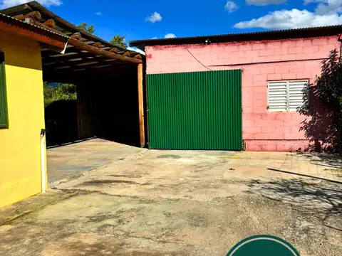 Casa con piscina en Villa Gloria, Villa Giardino, Córdoba