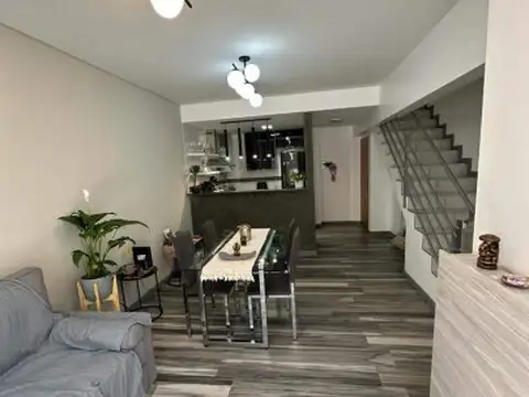 Ulrico Schmidl 5956 , Piso 1