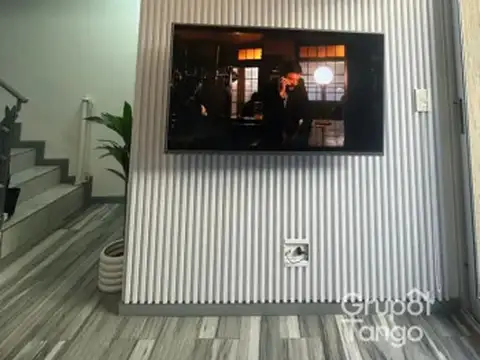 Depto Tipo Casa en Venta 5 años