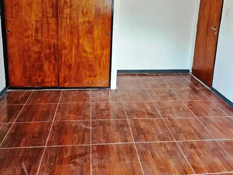 Av. Gral. Paz 16392 16300