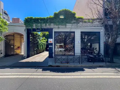 local comercial con espacio aéreo, oficinas, entrada vehicular, Lourdes