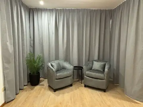 Oficina en Alquiler en City Bell, $ 800.000