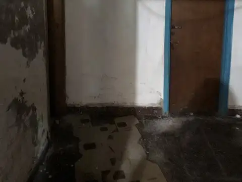 casa a refaccionar 79 entre 44 y 46