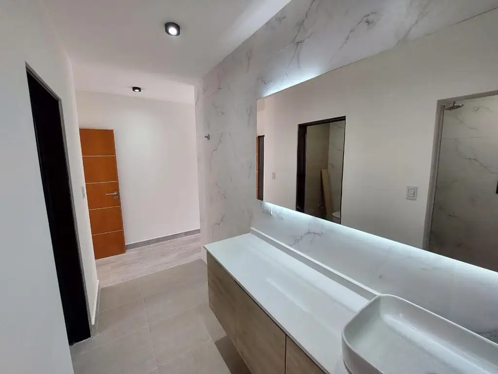 Casa en Alquiler de 180,0 m2