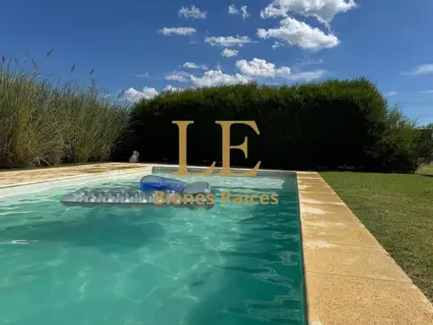 VENTA CASA CON PILETA EN MANUEL BELGRANO