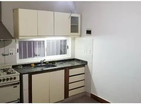 Casa en Alquiler en Caseros, $ 1.000.000