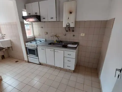 Depto Tipo Casa 2 ambientes con 1 baño