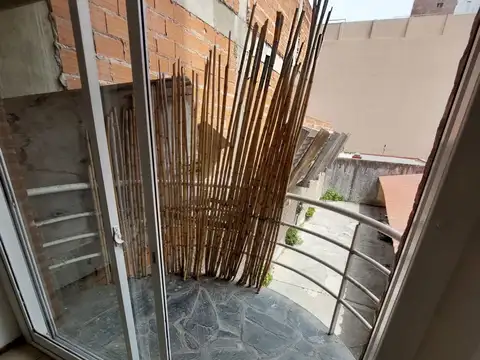 Depto Tipo Casa en Alquiler de 2 ambientes