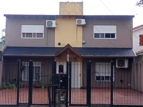 Impecable casa de cuatro ambientes!