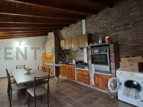 Casa en Venta en Ezpeleta Este, USD 95.000