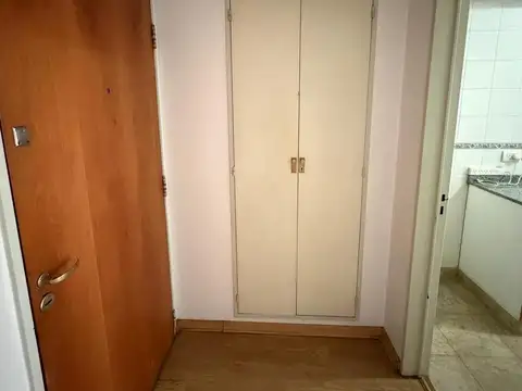 Departamento en Alquiler en Balvanera, $ 650.000