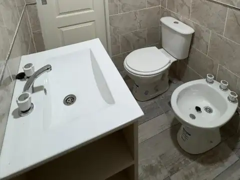 Departamento en Venta en Cruce Castelar, USD 48.000