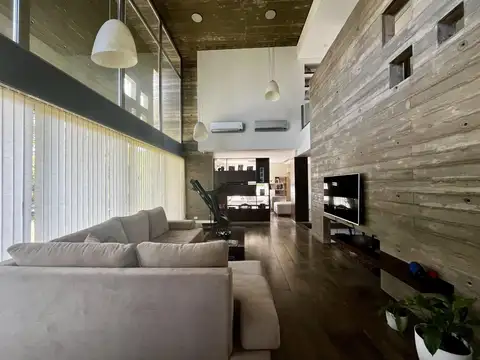 Casa en Venta en Nuevo Quilmes, USD 990.000