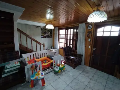 Depto Tipo Casa en Alquiler de 2 dormitorios