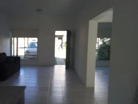 Depto Tipo Casa en Venta de 3 ambientes
