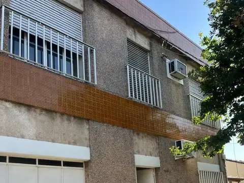 Sobre Quintana a 10 m de Aristóbulo del Valle