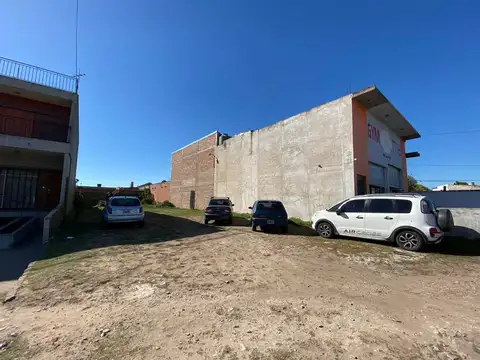 Lote Florencio Varela avenida comercial Metrobus