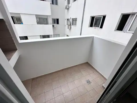 Departamento de 1 Dormitorio en Alberdi Con seguridad