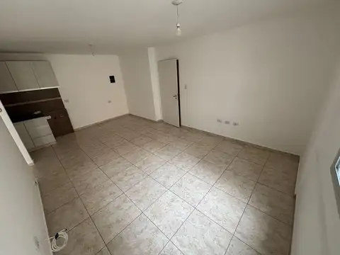 Departamento en Alquiler en Alberdi, $ 500.000