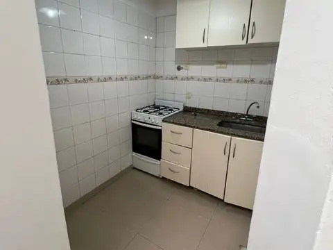 PH terraza y parrilla, SIN expensas,  3 ambientes y escritorio, impecable, Barrio Norte