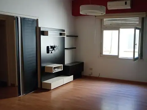 Avenida Carlos Calvo 3600, Piso 2°