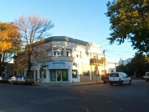 PH 3 AMBIENTES EN PRIMER PISO POR ESCALERA