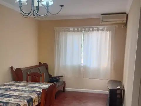 Departamento 5 ambientes con 1 baño