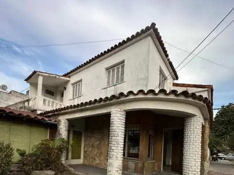 venta casa y local en block castelar