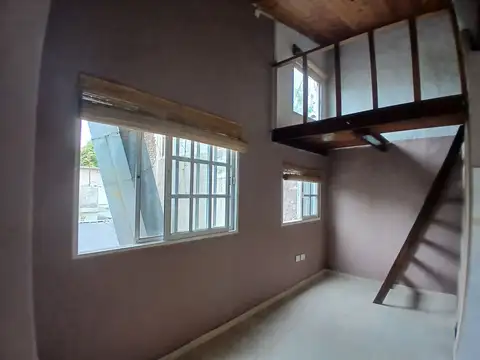 Depto Tipo Casa en Alquiler en San Isidro Barrio Carreras, $ 1.600.000