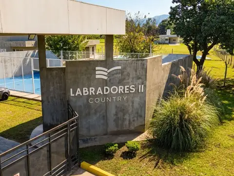 OPORTUNIDAD LOTE CENTRAL COUNTRY LABRADORES 2