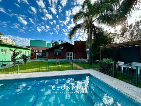Casa con pileta en venta en Escobar centro   -   ID 1026