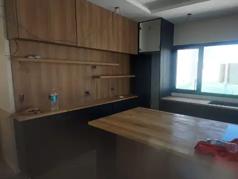 Casa en Venta en Countries y Barrios Cerrados en Escobar, USD 189.000