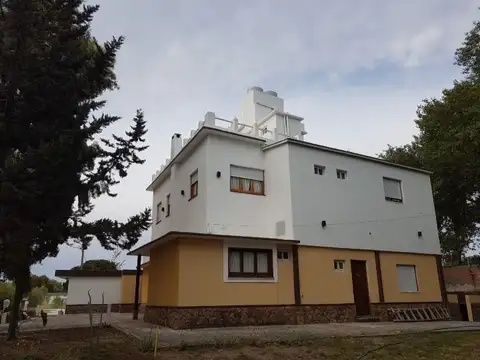 Depto Tipo Casa en Venta en Reta, USD 330.000