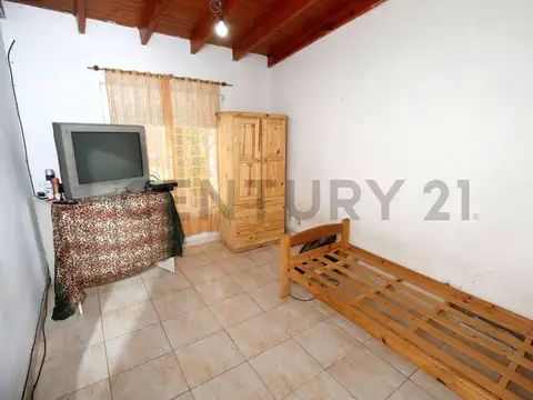 Venta de Casa tipo PH La Plata  2 AMBIENTES