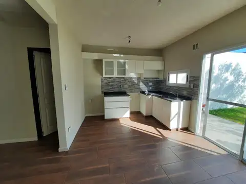 Depto Tipo Casa en Venta con 1 cocheras