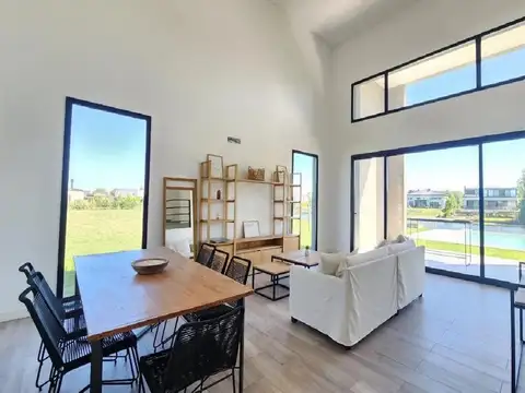 Casa en Venta en San Matias, USD 445.000