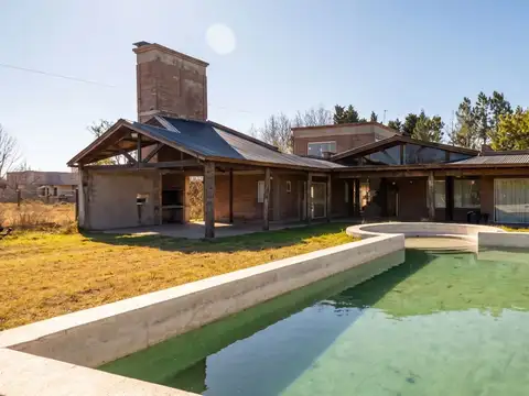 Casa quinta en Centauro 487 - Villa Ángela, Toay