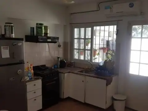 Depto Tipo Casa 2 ambientes con 1 baño