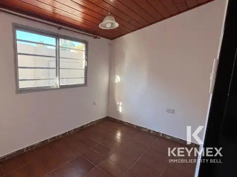 Depto Tipo Casa en Alquiler en City Bell, $ 800.000