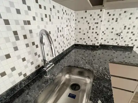 Depto Tipo Casa en Alquiler al Este