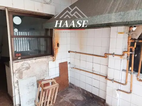 Oportunidad en Villa del Parque- Amplio salón 650m2,