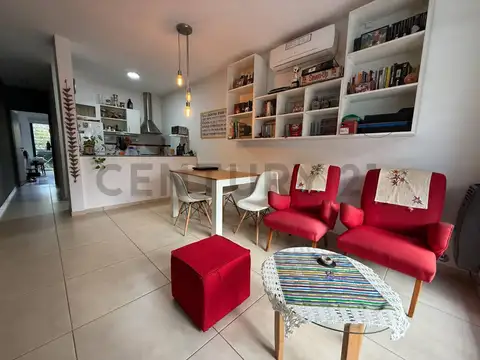 Depto Tipo Casa en Venta en Castelar Norte, USD 64.500