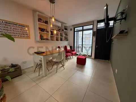 Depto Tipo Casa en Venta de 1 dormitorio