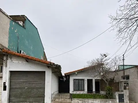 Casa en Alquiler - 2 Dormitorios 1 Baño - 201mts - Quilmes