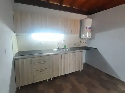 Depto Tipo Casa en Alquiler de 2 ambientes