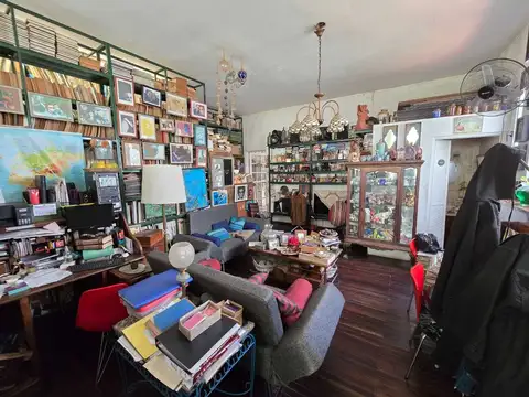 Casa 6 ambientes con 2 baños