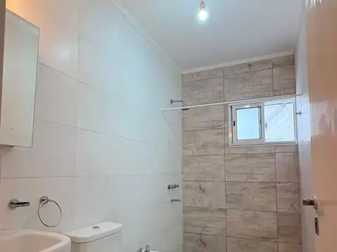 Departamento en Alquiler en Esperanza, $ 475.000