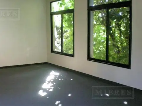 Oficina en Alquiler 20 años